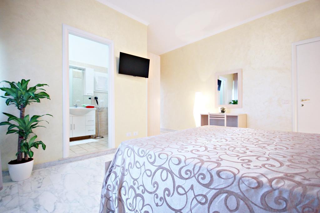 Guesthouse Holiday And Roma Oda fotoğraf
