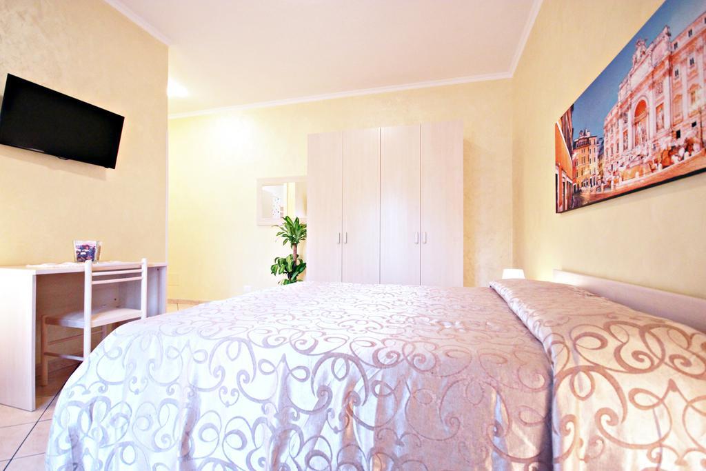 Guesthouse Holiday And Roma Dış mekan fotoğraf